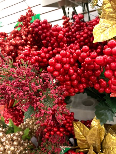 10 Best Dollar Tree Christmas Craft Items To Buy This Year Wilshire