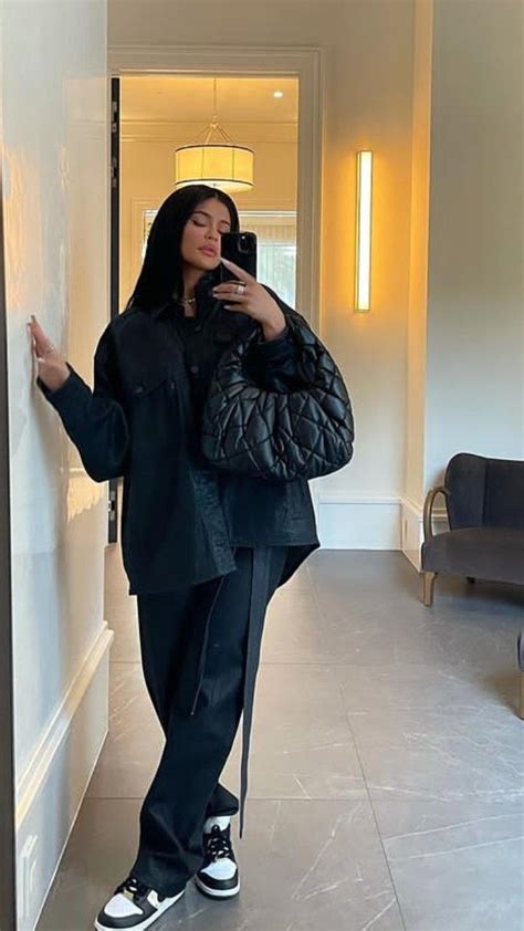 Kylie Via Instagram In 2022 Kylie Jenner Outfits Casual Kylie Jenner