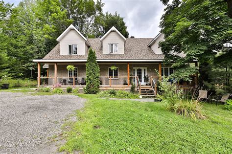 Maison à étages à vendre 592 Rue Chapleau Prévost