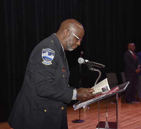 Savannah Police Department Swears In Police Chief Lenny Gunther ...