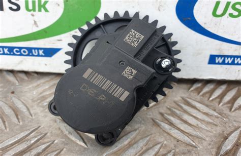 Vauxhall Insignia heater flap motor 52437251 | Used Car Parts UK