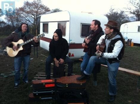 Notre Dame Des Landes Cha Ne Humaine Et Concerts Les Et Mai Sur