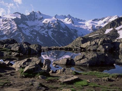 Lago Lake Del Loson Gran Paradiso National Park Near Val Nontey