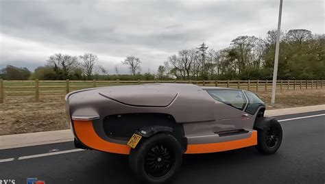 The Tvr Scamander Is The Most Bonkers And Badass Off Road Amphibian