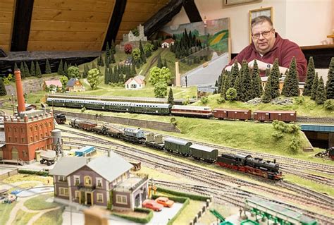 Tage Der Offenen T R Im Modelleisenbahnclub Fl Hatalbahn