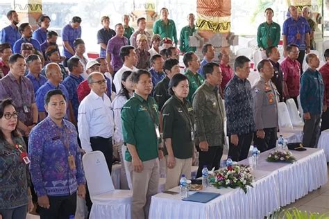 Sensus Pertanian Di Buleleng Petani Milenial Jadi Sasaran Pos Bali