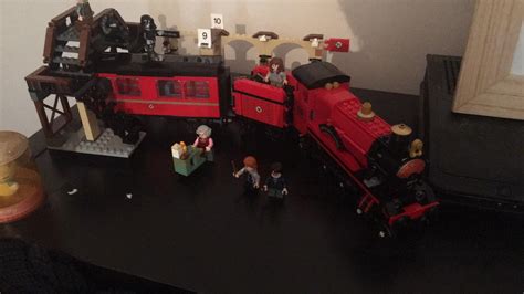 Hogwarts Express : r/lego