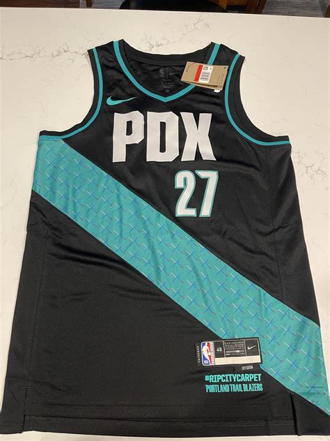 Mail day! I’ve got to say that these jerseys are clean! : r