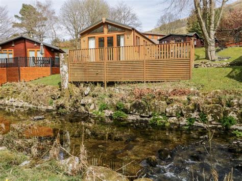 Lake District Lodges with Hot Tubs | Lake District Lodge Holidays