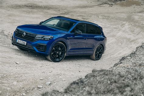 Volkswagen Touareg R Hybrid 2021 Reviews Complete Car