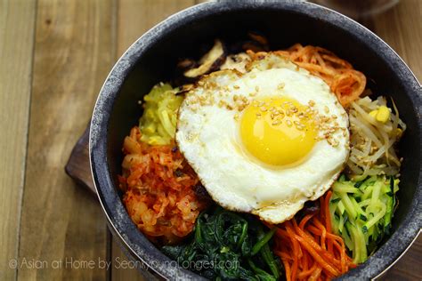 Kimchi Dolsot Bibimbap