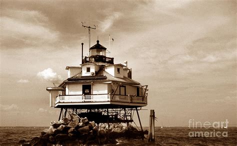 Vintage Thomas Point Lighthouse Photograph By Skip Willits Fine Art