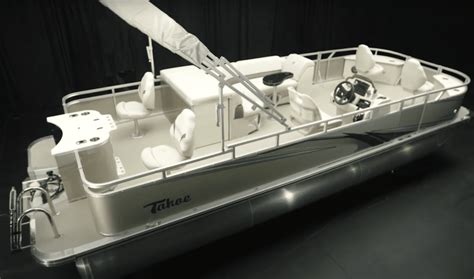 Best Pontoon Boat Manufacturers