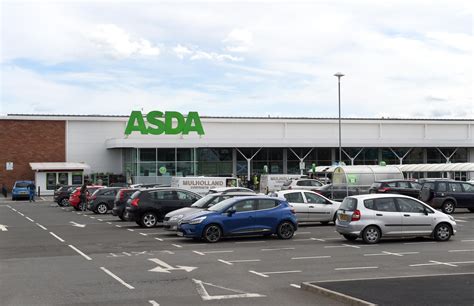 Store Information and Transit Directions for Asda in Dunbar 18