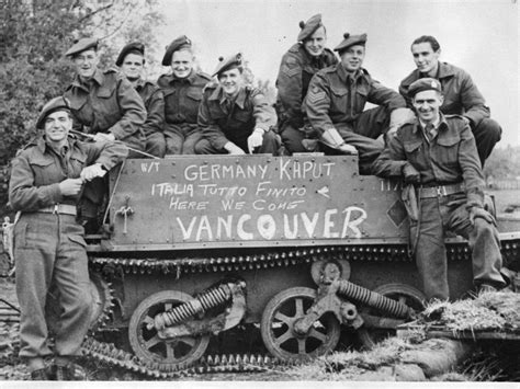 Canadian Soldiers Fighting Ww2