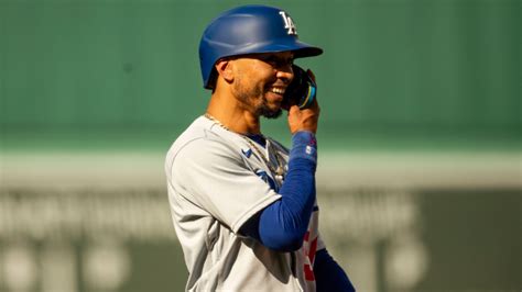 Dodgers Mookie Betts Homers Vs Red Sox In First Series At Fenway Park