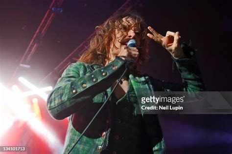 34 The Darkness Perform At Hmv Hammersmith Apollo In London Stock