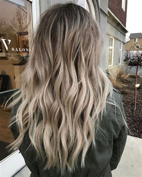 Pin by s α m α n t h α on Beauty Balayage hair Spring hair color blonde Hair styles