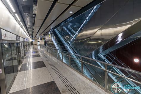 Shenton Way Mrt Station Escalators At Upper Platform Level Land