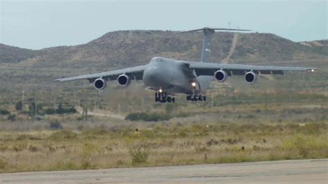 Llegó Desde Rusia Uno De Los Aviones Más Grandes Del Mundo Y Un