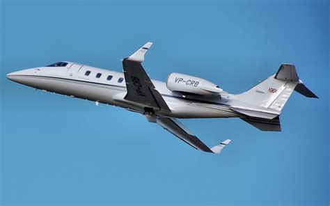 wallpaper: Bombardier Learjet 60 Wallpapers