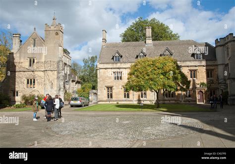 Magdalen College Oxford University England Uk Grammar Hall And President