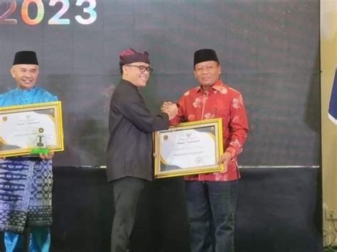 Wali Kota Tanjungbalai Terima Penghargaan Inagara Award 2023 LensaExpose