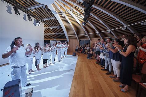 El Cabildo fomenta la expresión corporal y la creatividad de las