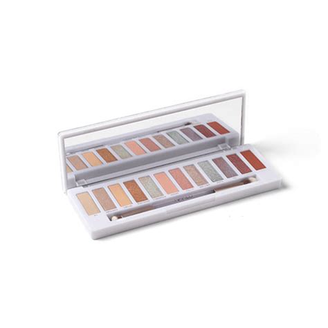 La Nouvelle Palette Naked Cyber D Urban Decay Elle Be