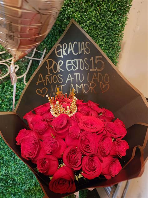 Ramo Buchon In San Antonio Tx Roses And Love Flower Shop