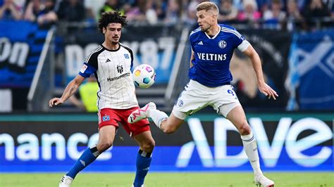 Spektakel Hsv Feiert Emotionalen Auftaktsieg Gegen Schalke