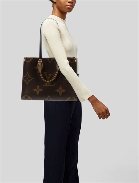 Louis Vuitton Giant Monogram Reverse OnTheGo MM Brown Totes Handbags