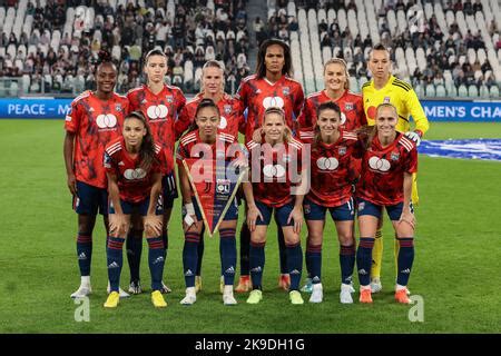 L Olympique Lyonnais à partir de onze lignes pour une photo d équipe