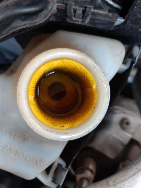 Skoda Bad Brake Fluid Cap Symptoms Signs Causes And How To Fix It