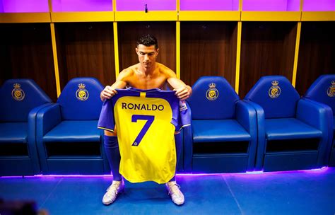 The Goat Effect Reactions As Cristiano Ronaldos New Club Al Nassr Instagram Handle Hits Over