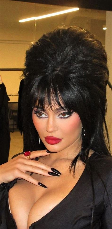 Kylie Jenner Black Hair Halloween Costumes Elvira Makeup