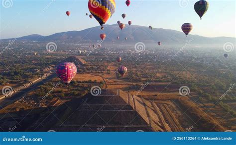 Sunrise On Hot Air Balloon Over The Teotihuacan Pyramids Stock Footage Video Of Nature Blue