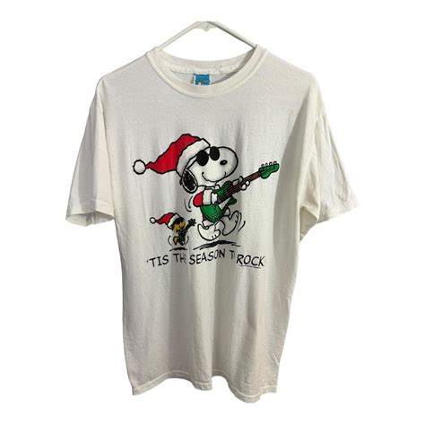 Peanuts Snoopy Tis The Season To Rock Guitars Mens Wh Gem