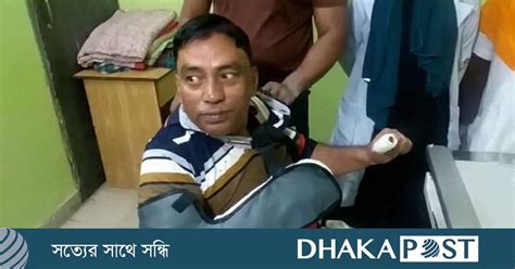 সাবেক মেয়রকে কুপিয়ে লাখ টাকা ও ৩০ ভরি স্বর্ণ লুট