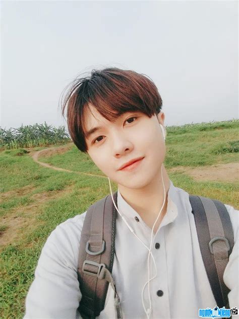 Hot boy Nguyễn Đình Thắng