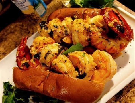 Lobster And Shrimp Rolls