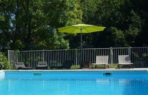 Important Considerations When Selecting A Pool Fence My Pool Safety