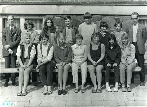 Arkiv Dk Sct Jacobi Skole Kirkepladsen 1 Varde 1969 Klassefoto 9 E