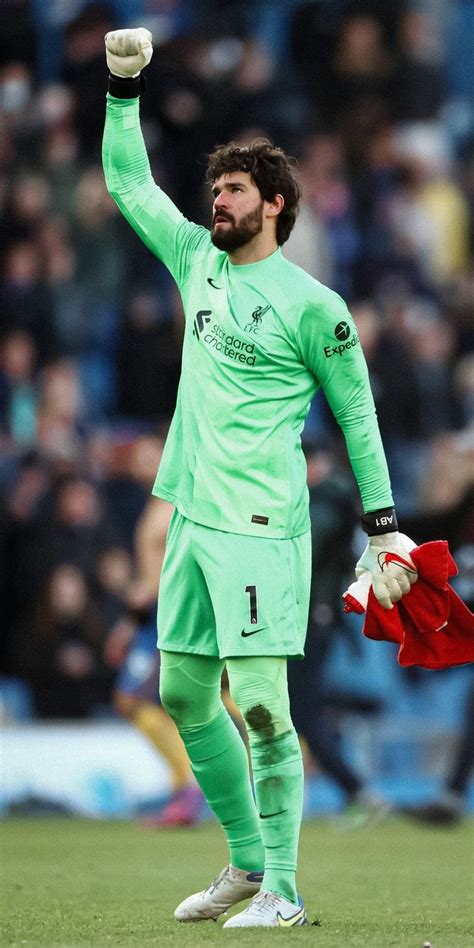 Pin On Futebol Goalkeeper Liverpool Fc Alison Becker