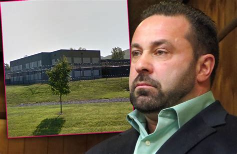 Rhonj Joe Giudices Ice Detention Center Accused Of Horrific