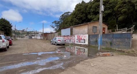 Vecinos Denuncian Colapso De Alcantarillado Por Toma En Cerro El Morro