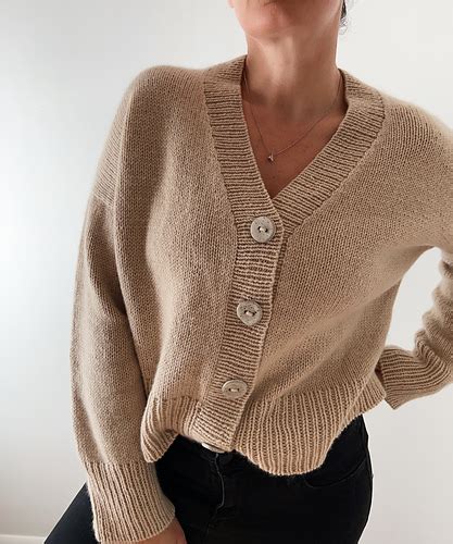 Ravelry Home Cardigan Lite Pattern By Caidree