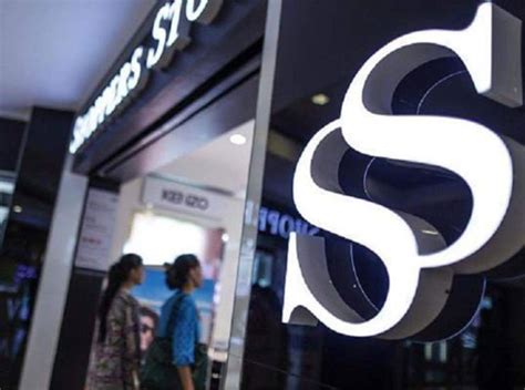 shoppers stop  open  department stores