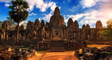 Angkor Thom Temple Cambodia The Great City Of Khmer Empire