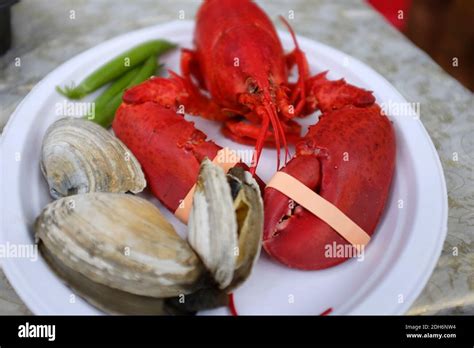 Lobster, Clam Bake Meal in Maine Stock Photo - Alamy